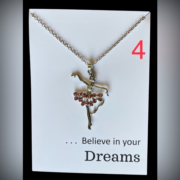 🆕 Ballerina Necklace - Pink - Picture 14 of 16